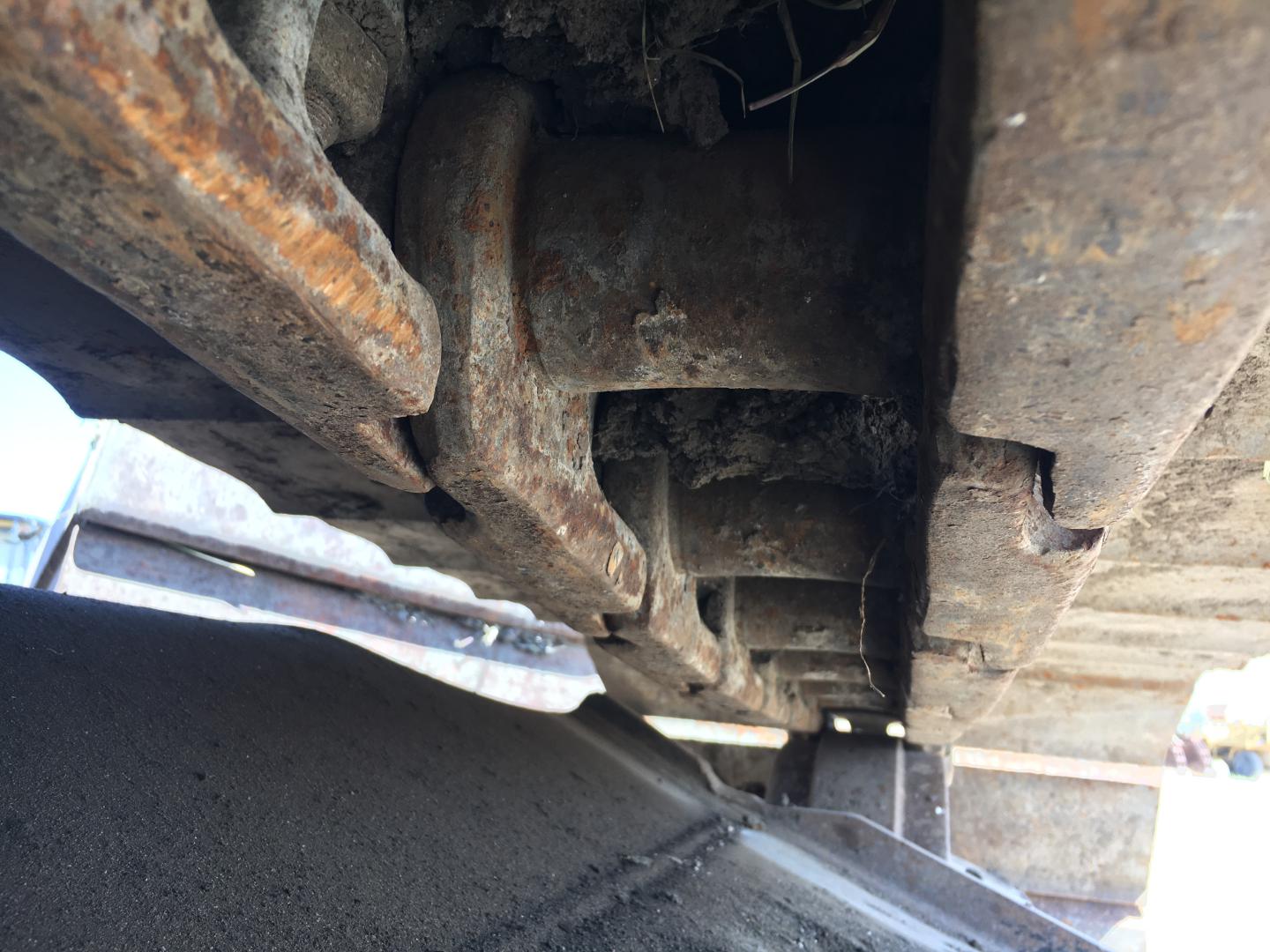 ./imagenes/INVOICE/2019/16826/EXCAVADORA CAT 330D (53).JPG